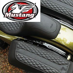 最終値下げ❗️ハーレーダイナ用マスタングソロシート いざとい