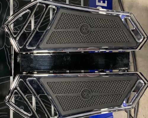 ハーレー、ツーリングモデル PerformanceMachines フットボード