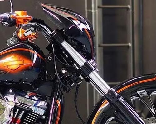 ハーレー FLHCS ヘリテイジクラシック 純正トリプルツリーハーレー M8 