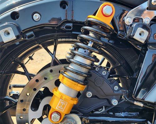 ハーレー、ツーリングモデル ローダウンサス