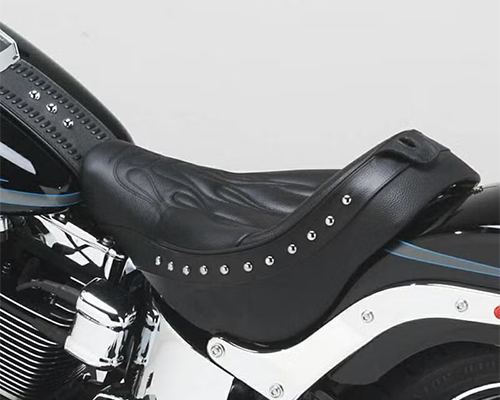 コルビン シート・ソフテイル用|シートメーカー(USA)