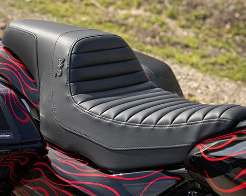 ハーレー・パーツ ThrashinSupply シート