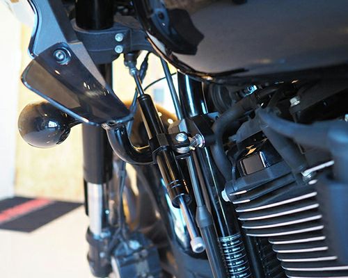 ハーレー、ソフテイル・M8 ステアリングダンパー