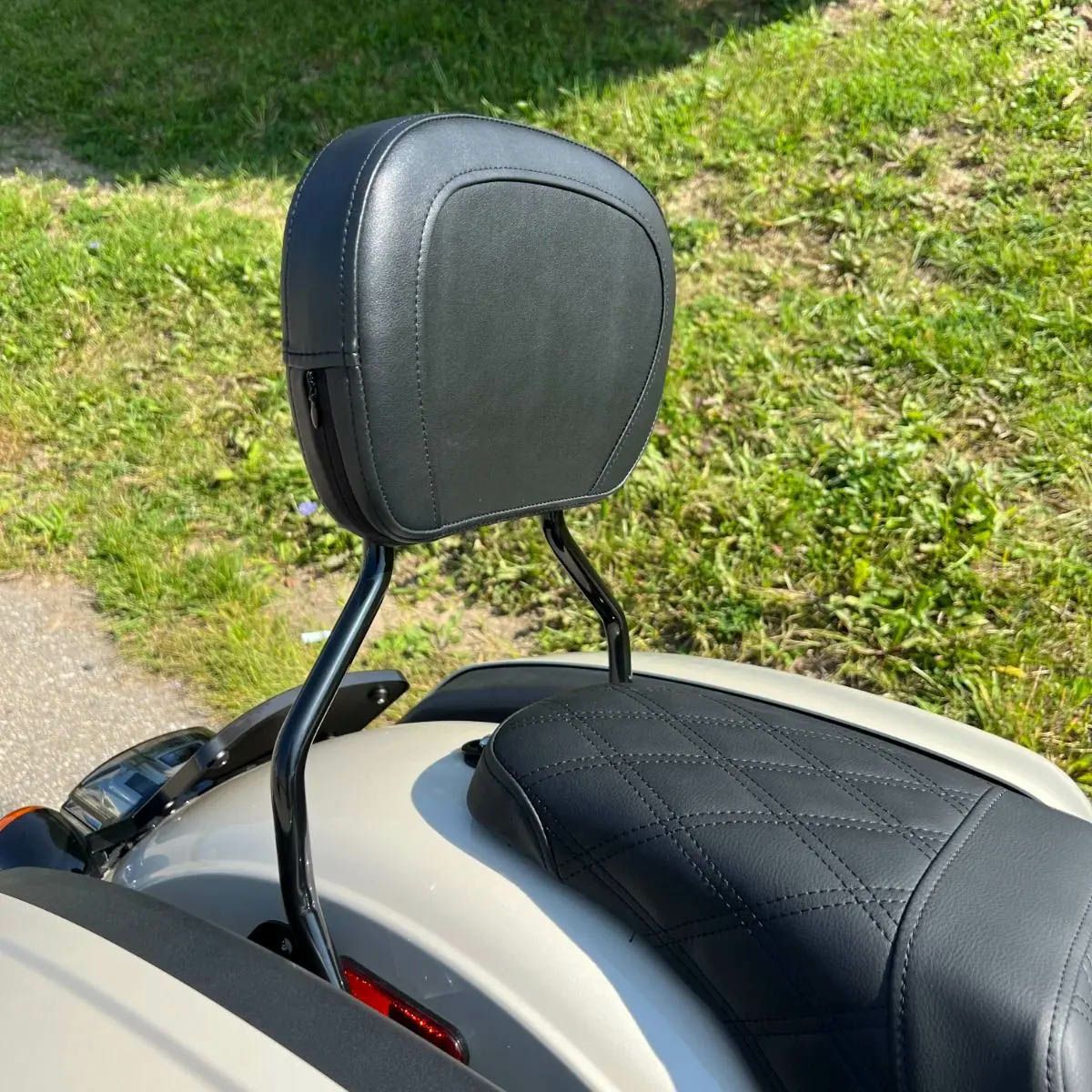 Hog Workz デタッチャブルシーシーバー ブラック FXLR/S/ST、FLSB