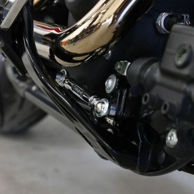 スラッシンサプライ(THRASHIN SUPPLY) アジャスタブル・ブレーキリンケージ (クローム) 【M8 ソフテイル】