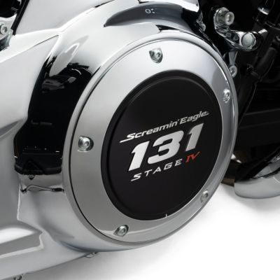 Screamin Eagle 131 ダービーカバー (クローム/ブラック) 【ツーリング、トライク】