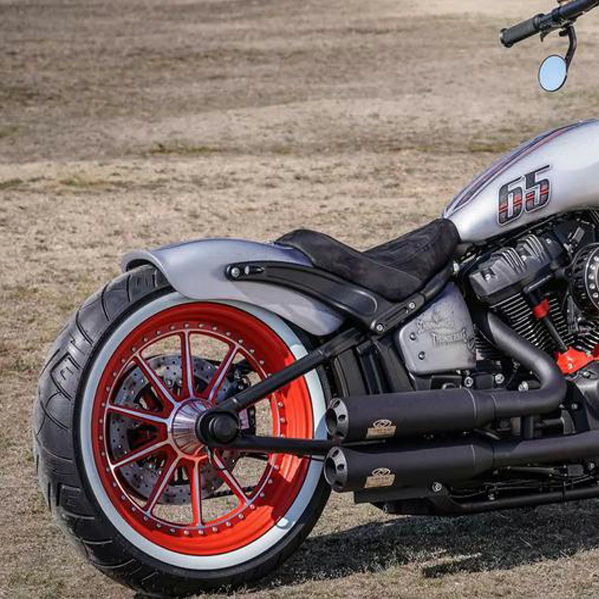Thunderbike リアフェンダー Shorty 180mmタイヤ用 M8ソフテイル 