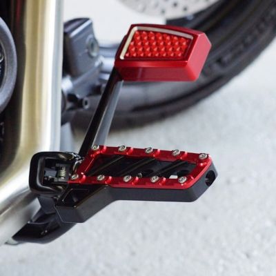 NOYS ヒールレスト付ライダーフットペグ (レッド) 【M8ソフテイル、スポーツスターS、ナイトスター】