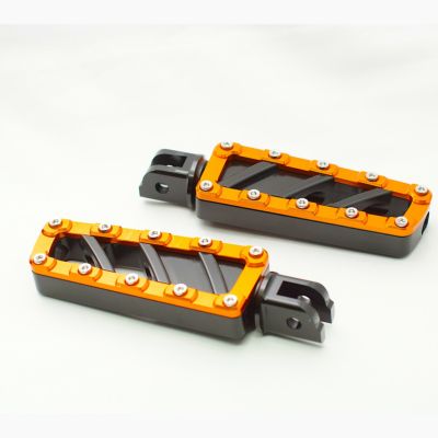 NOYS ライダーフットペグ (オレンジ) 【M8ソフテイル、スポーツスターS、ナイトスター】