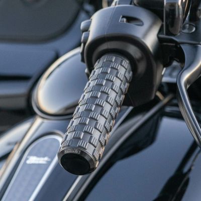 Arlen Ness エアトラック・ハンドグリップセット (ブラック) 2024以降 ロードグライド、ストリートグライド