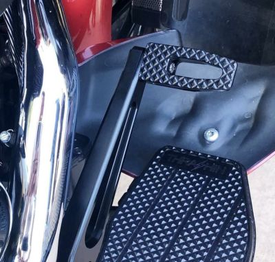 スラッシンサプライ(THRASHIN SUPPLY) M8ソフテイル用ミッド