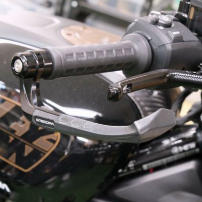 SPEEDRA スポーツスターS、ナイトスター用 レバーガード左右セット (ブラック)