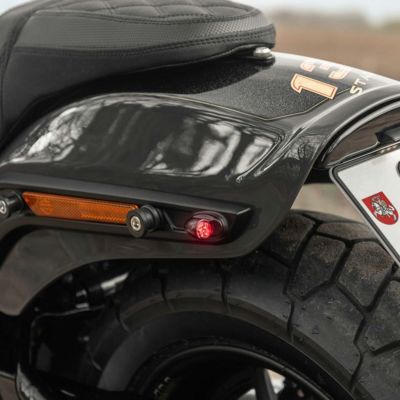 Killer Custom M8 ソフテイル用 Task Force テール/ウィンカーキット