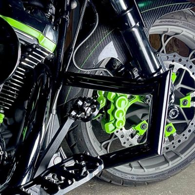 CMC ELEV8 チョップドエンジンガード (グロスブラック) 2013以前 ツーリング
