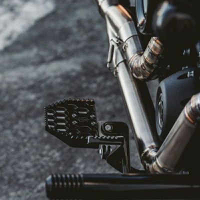 M8 ソフテイル用 ハニカムV3・ミニフロアボード (ブラック) OG