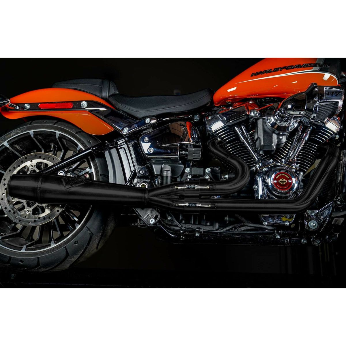 M8 ブレイクアウト、ファットボーイ ミッドレングス・2in1フルエキゾーストマフラー (ブラック) SAWICKI2