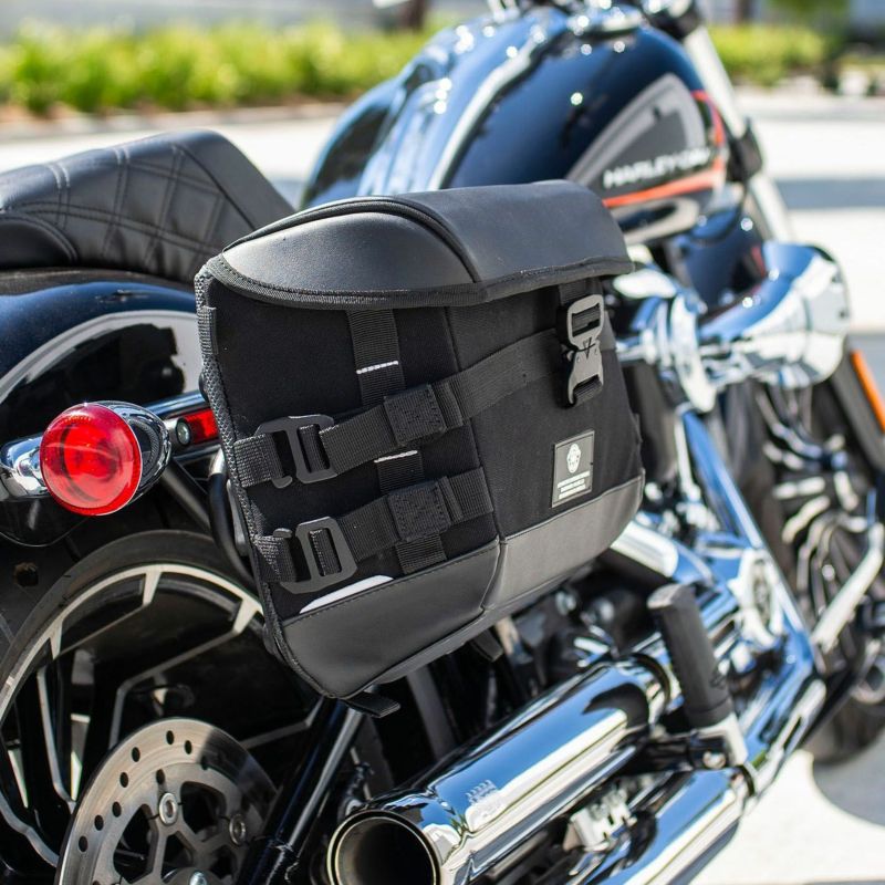 M8 ブレイクアウト、ファットボーイ Incognito 10L クイックマウント・スモールサドルバッグ (右用) Viking Bags1