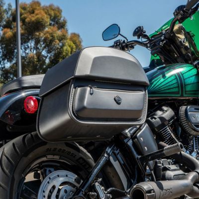 M8 ストリートボブ、スタンダード Pantheon 28L クイックマウント・ミディアムサドルバッグ Viking Bags