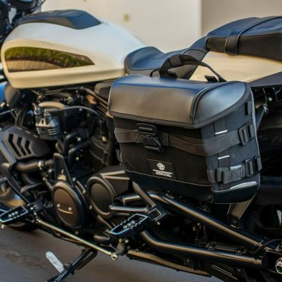 スポーツスターS Incognito 10L クイックマウント・スモールサドルバッグ (左用) Viking Bags