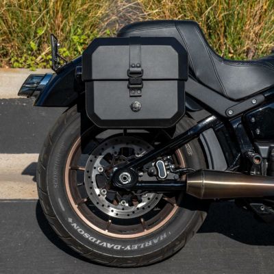 M8 ローライダー/S Outlaw 10L クイックマウント・スモールサドルバッグ (右用) Viking Bags