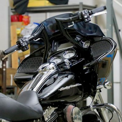 2024以降 ロードグライド ハマーヘッド・ハンドルバー 14インチ (グロスブラック) LA Choppers