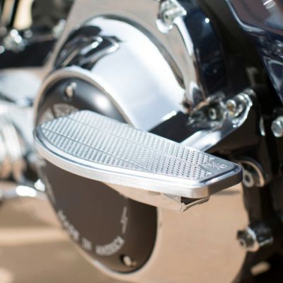 ツーリング、トライク バガーパッセンジャーフロアボード (クローム) スラッシンサプライ(THRASHIN SUPPLY)