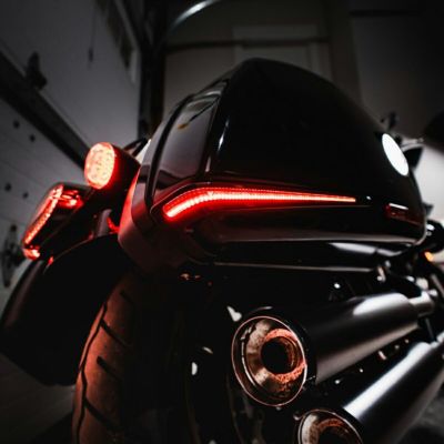 ローライダーST、スポーツグライド サドルバッグライト (スモークレンズ) Custom Dynamics