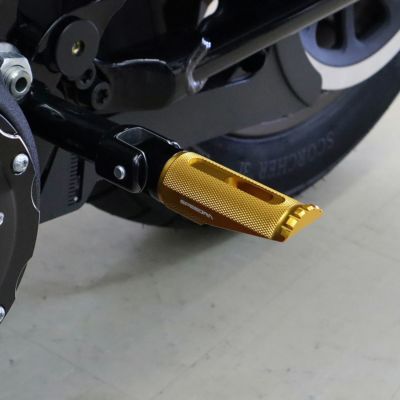 M8 ソフテイル、スポーツスターS、ナイトスター アルミ削り出し パッセンジャーフットペグ (カラーアルマイト) SPEEDRA