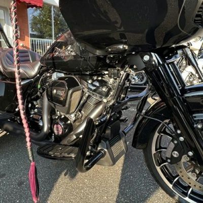 ロードグライド3、フリーホイーラー チョップドエンジンガード (ブラック) Siouxicide Choppers