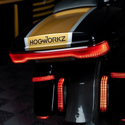 2014～2024 ツーリング シーケンシャル LED ツアーパックライト (レッドレンズ) ホグワークズ