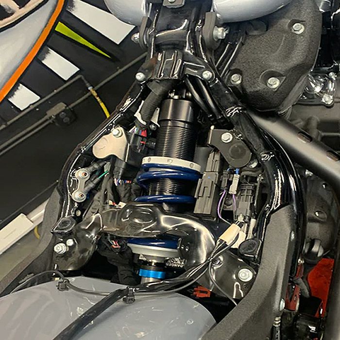 M8ソフテイル デュアルアジャスタブル リアサスペンション 13.5インチ JRI