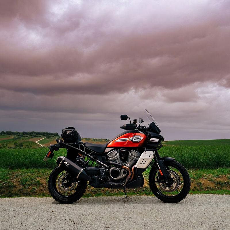 パンアメリカ チタニウムスリップオンマフラー Eマーク付・バッフル着脱不可 (カーボンヒートシールド付) ブラック UNIT GARAGE6