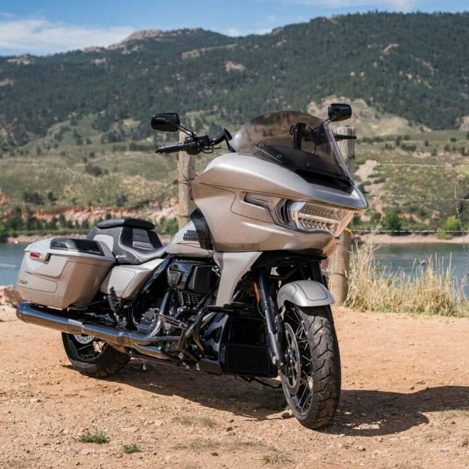 2024以降 ロードグライド ミディアム ウィンドシールド (ウィスキー) クリアビューシールド1