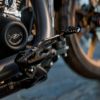 M8 ストリートボブ、スタンダード、ローライダー/S/ST　SX3 フットコントロールキット (ブラック) クラウス4