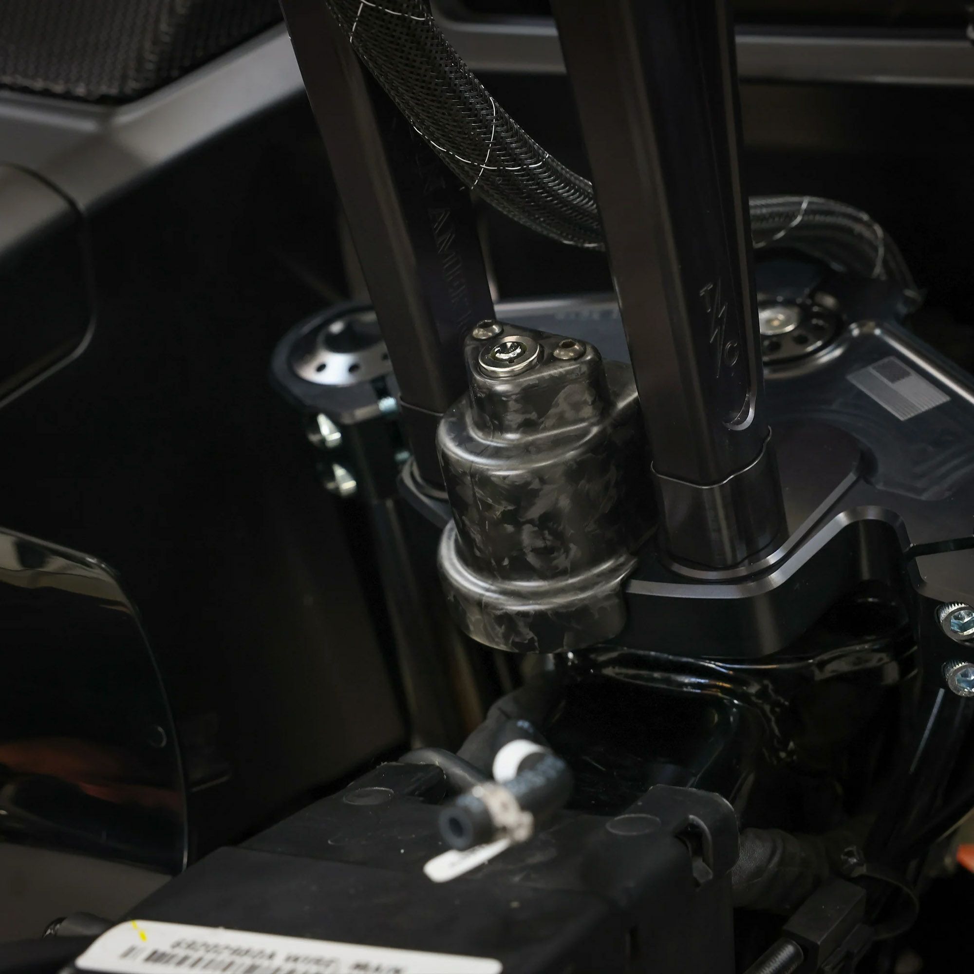 2024以降 ロードグライド トップトリプルツリー (ブラック) スラッシンサプライ13