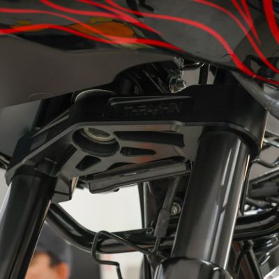2024以降 ロードグライド ボトムトリプルツリー (ブラック) スラッシンサプライ