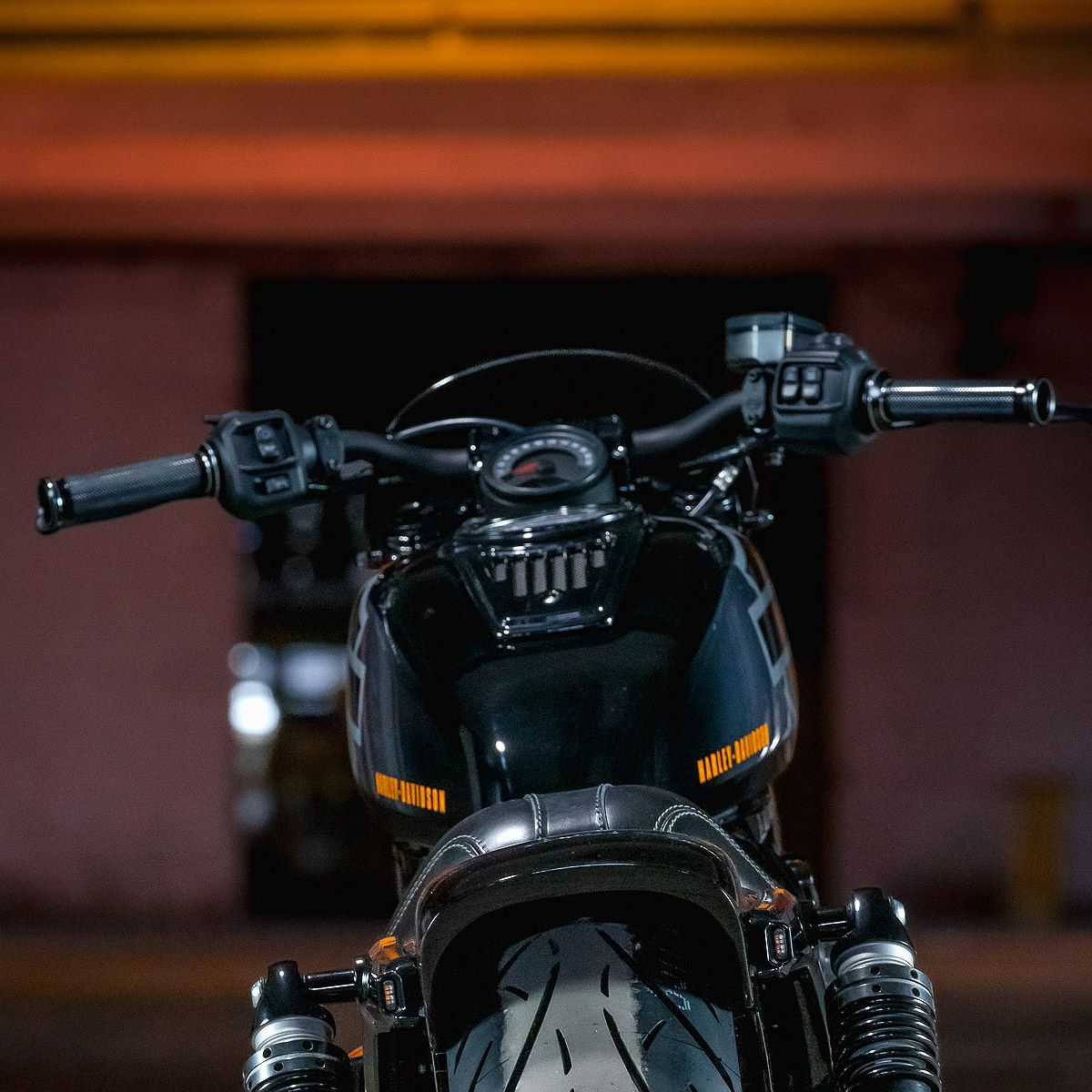 ナイトスター RH975/S SP-Sシリーズ タンクダッシュボード (コントラストカラー) サンダーバイク1