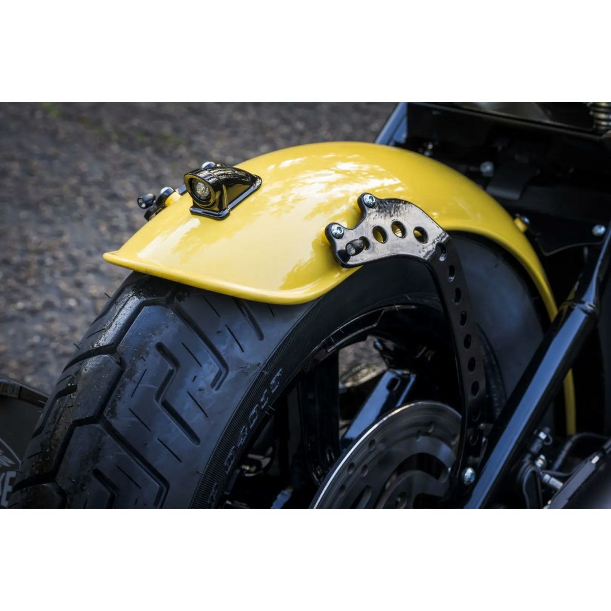 M8ソフテイル フライングボブ・リアフェンダー (150mmリアタイヤ対応) サンダーバイク2
