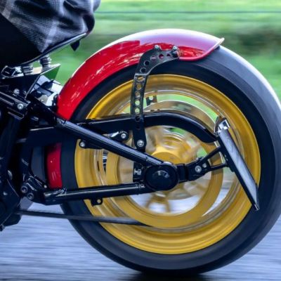 M8ソフテイル フライングボブ・リアフェンダー (200mmリアタイヤ対応) サンダーバイク
