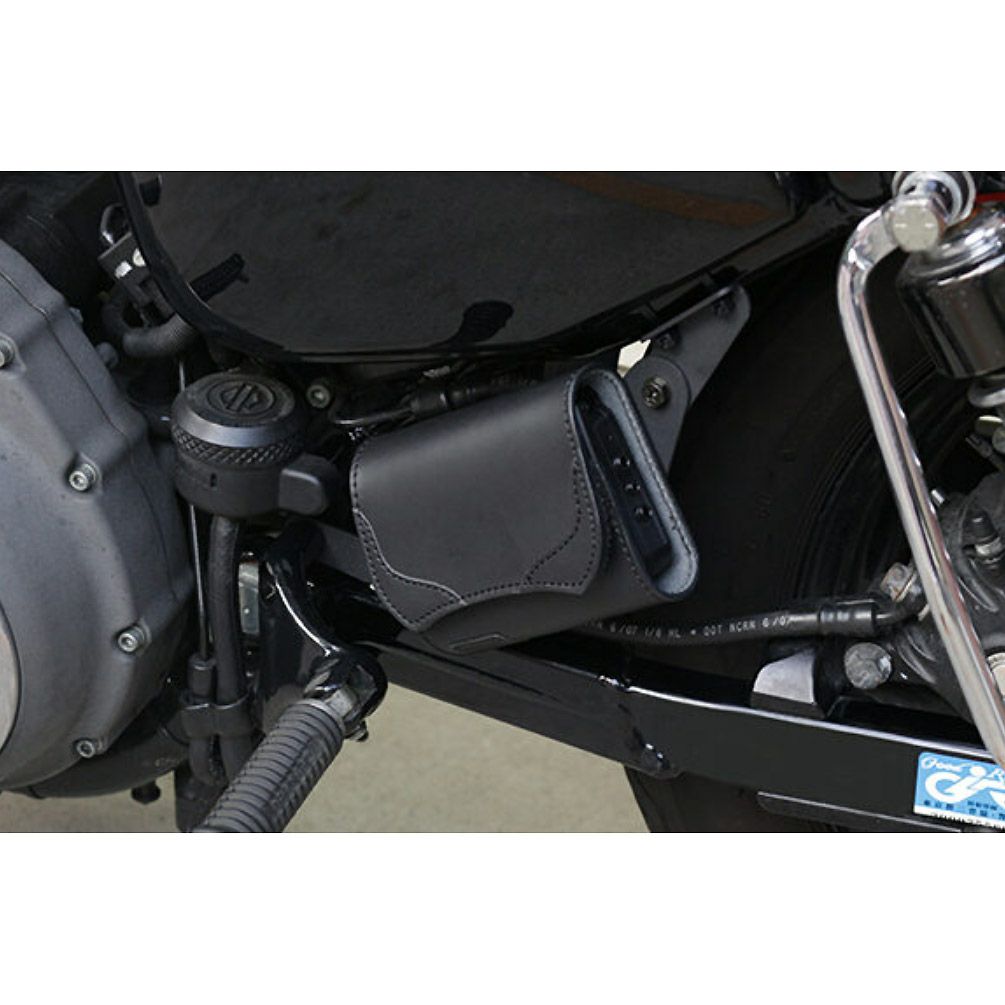 2004～2021 スポーツスター ステー付 レザーETCケース SB-74 (ブラック) デグナー1