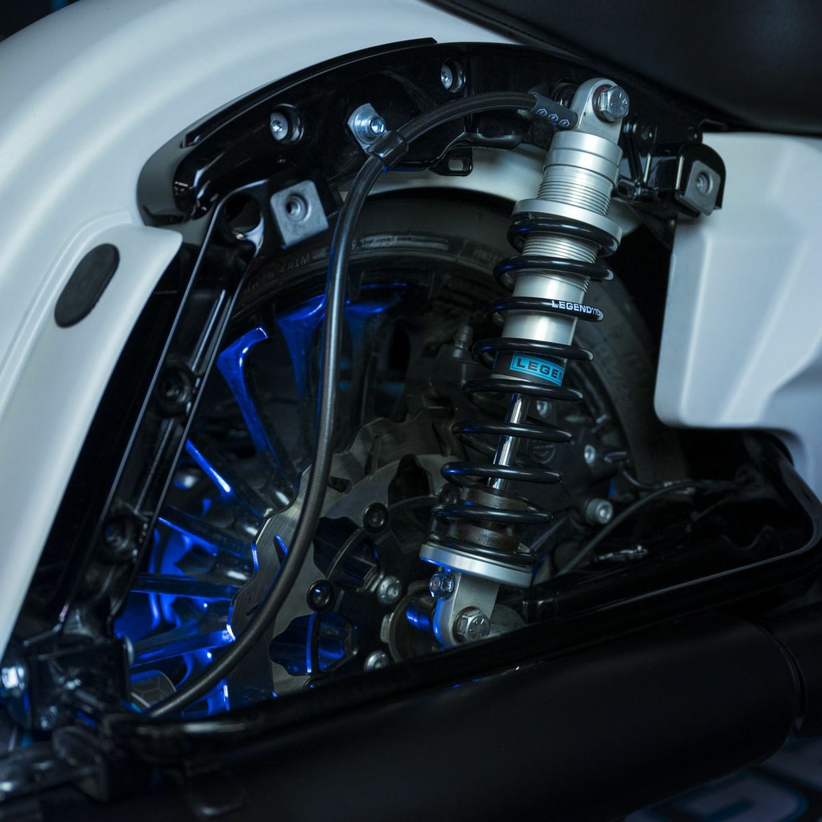 2014以降 ツーリング REVO ARC リモートリザーバー付リアサスペンション 13インチ・スタンダード (シルバー) レジェンドサスペンション