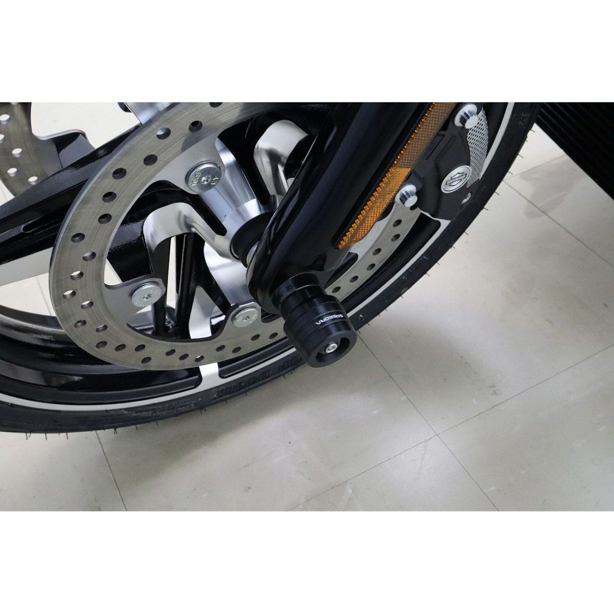 2024以降 ロードグライド、ストリートグライド フロントアクスルスライダー (ブラック) スピードラ3