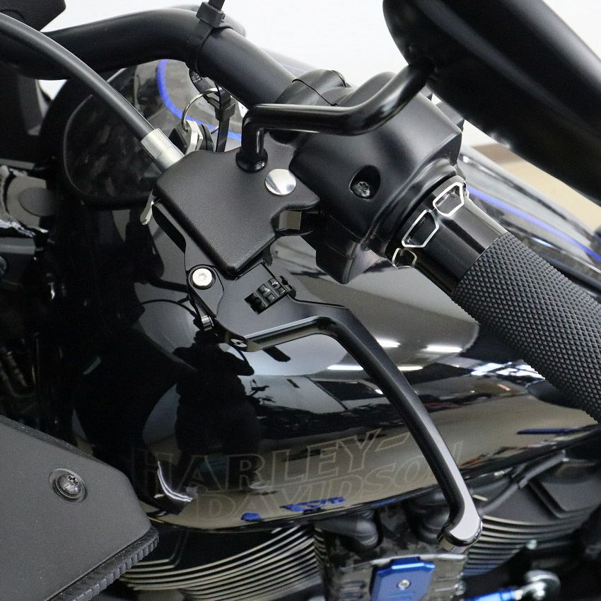  M8ソフテイル アルミ削り出し アジャスタブルレバーセット スタンダードタイプ (ブラック/ブラック) スピードラ