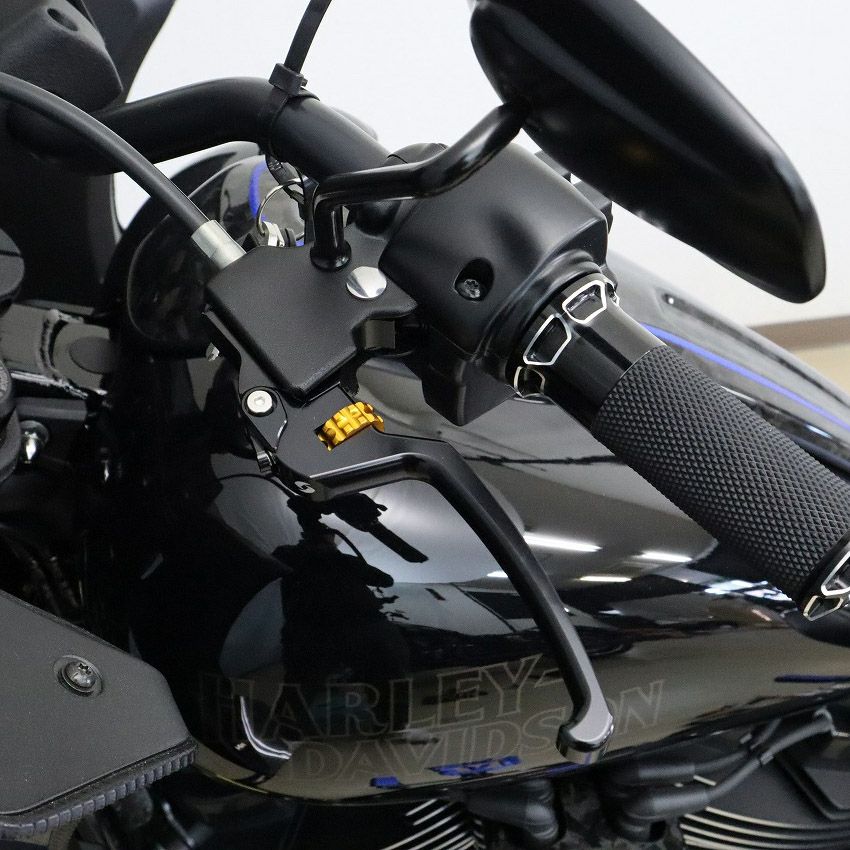  M8ソフテイル アルミ削り出し アジャスタブルレバーセット スタンダードタイプ (ブラック/ゴールド) スピードラ