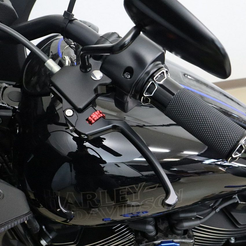 M8ソフテイル アルミ削り出し アジャスタブルレバーセット スタンダードタイプ (ブラック/レッド) スピードラ