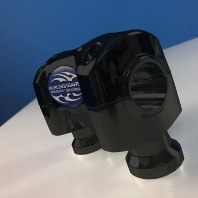 M8 ブレイクアウト デジタルメーター対応トップクランプ付ライザー (サテンブラック) バーレイバーズ