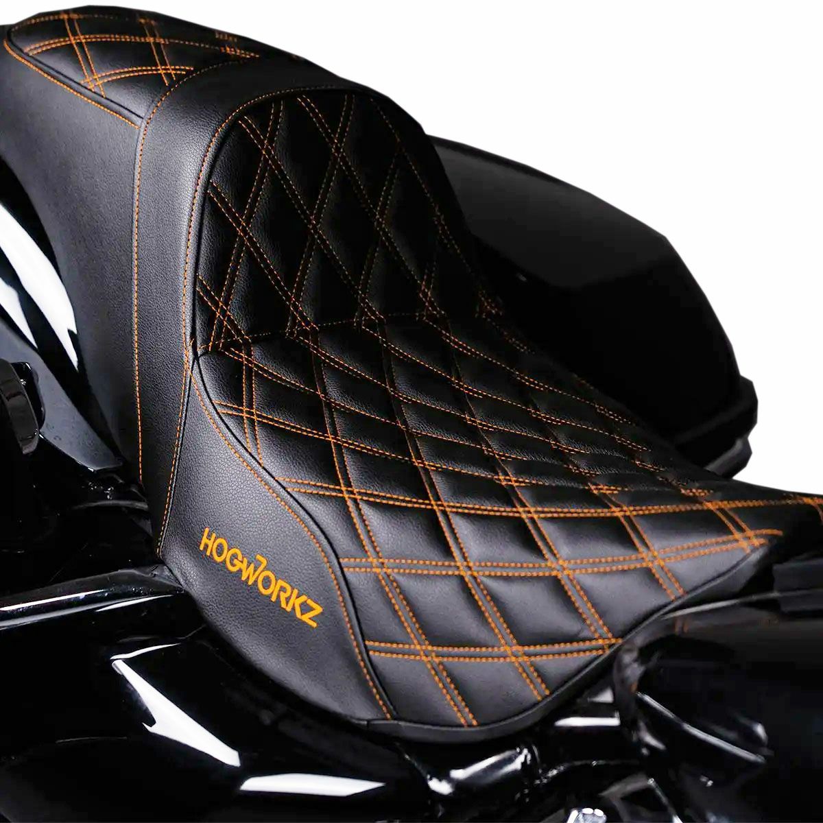 ハーレー ツーリングモデル RISE UP シート ダブルダイアモンド オレンジステッチ Hog Workz（ホグワークズ）