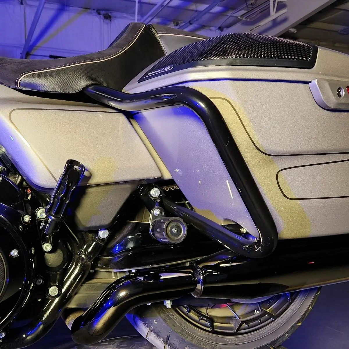 2024以降 FLHX FLTRX PORK CHOP 1.25インチ サドルバッグガード ブラック 3