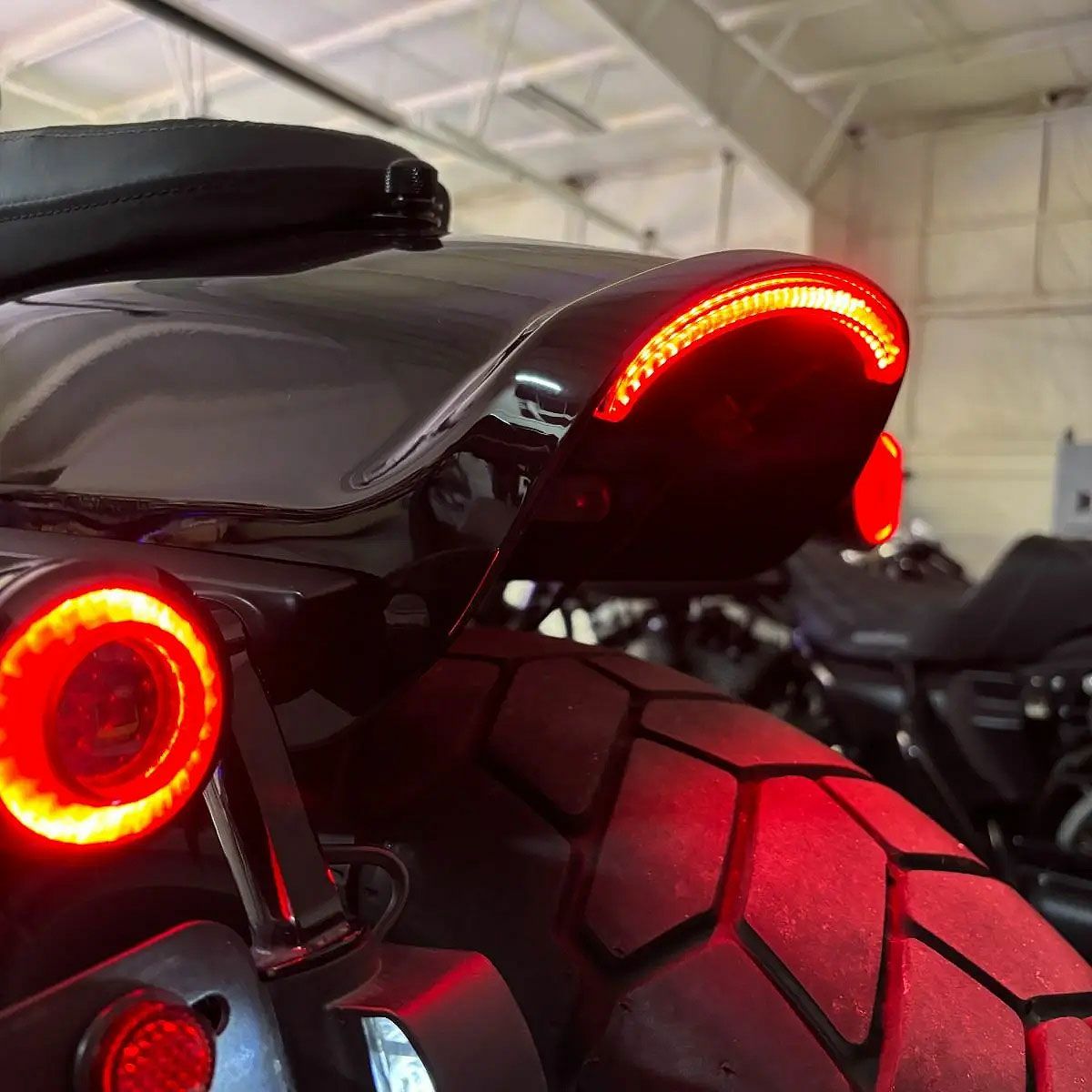 FXFB ファットボブ フェンダーエッジライト スモーク HOGWORKZ 2