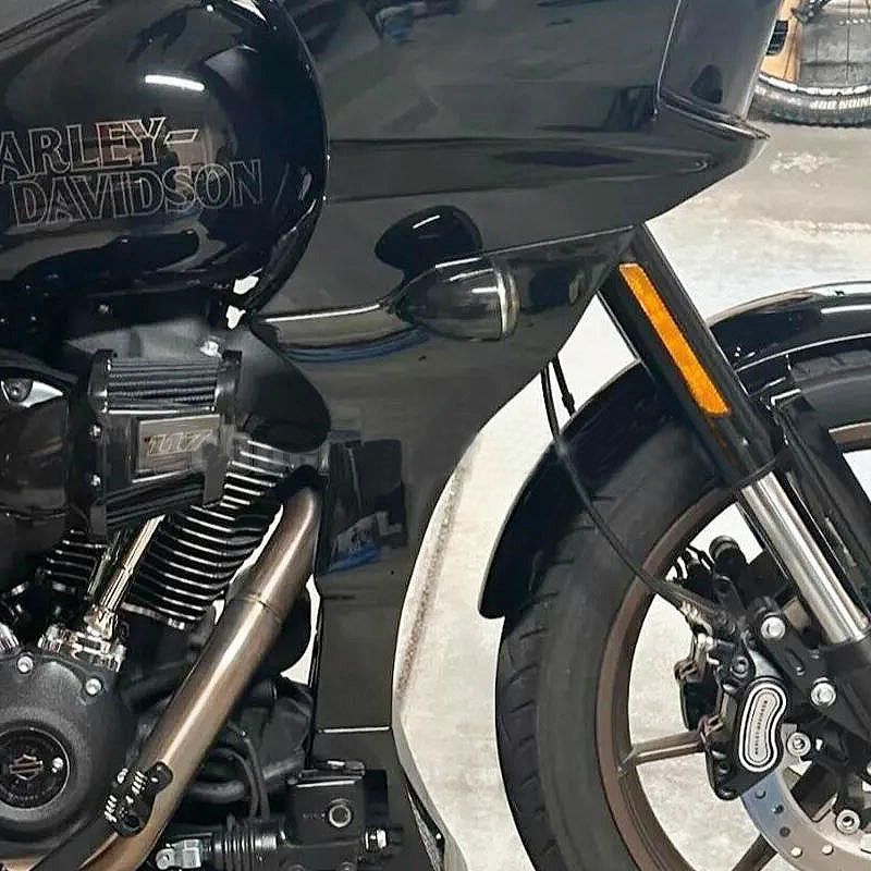 ローライダーST ロワーフェアリング スポイラー ブラック 2